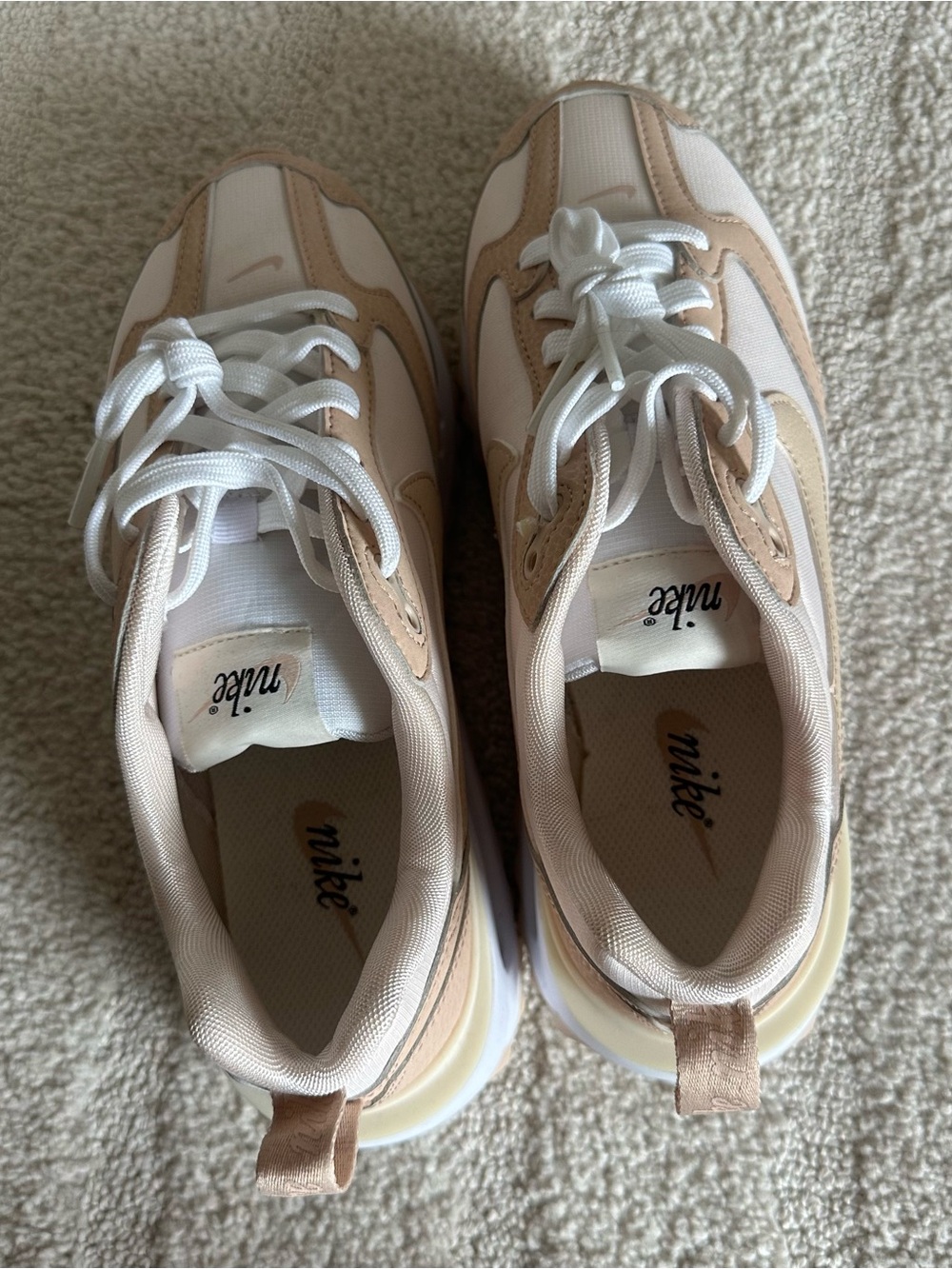 Nike Women’s Air Max Dawn Sneakers Soft Pink - Picture 7 of 8